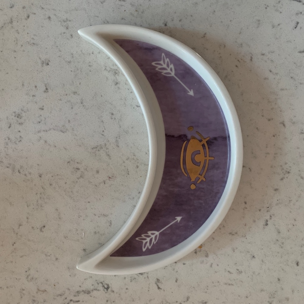 Moon jewelry dish 🌙